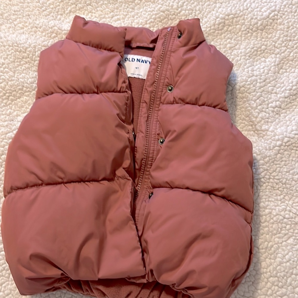 Old Navy Puffer Vest